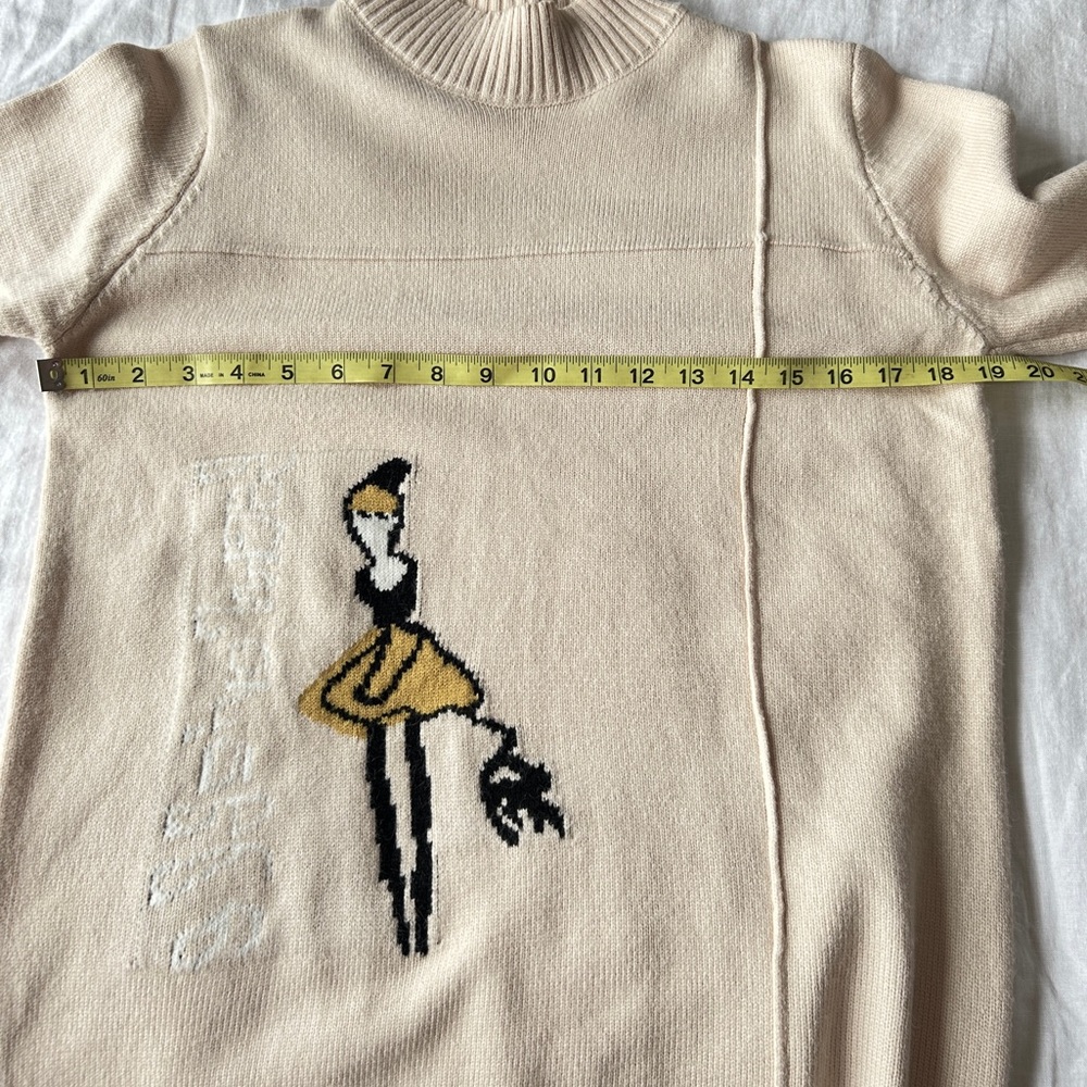 Adorable Cream Sweater with Artistic Design - Picture 11 of 13